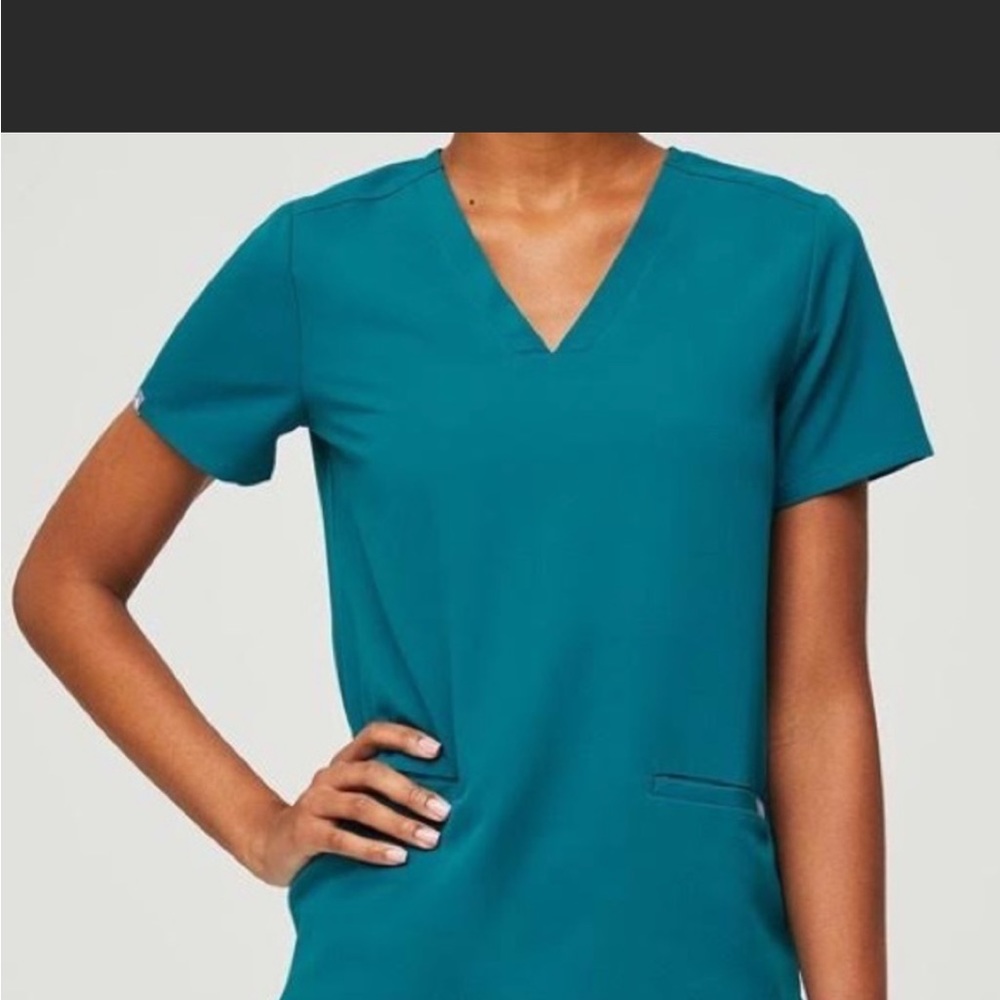 Figs scrubs